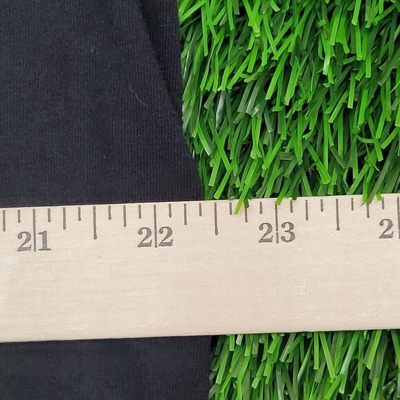 The-Living-World-Of-Verum-Wiki Shirt Large 22x29 Black - Picture 6 of 12